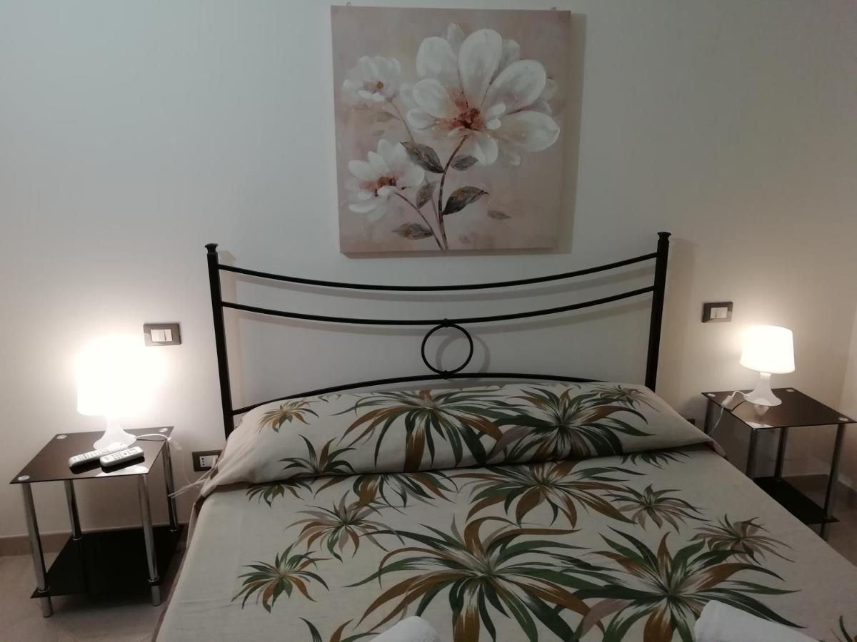 Da Luigi Locazioni Brevi Turistiche Bed & Breakfast Monopoli Luaran gambar