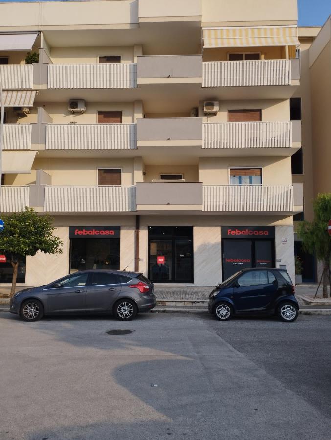 Da Luigi Locazioni Brevi Turistiche Bed & Breakfast Monopoli Luaran gambar